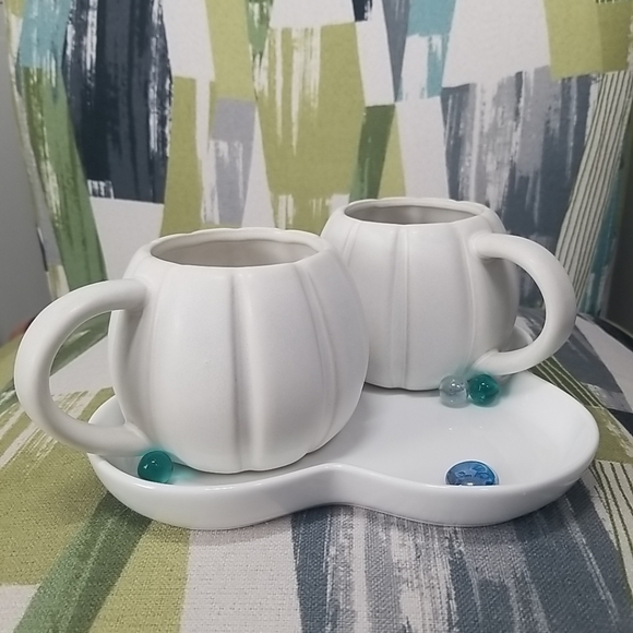 2 x Hyde & EEK Pumpkin Mug White Boutique 15.2 fl oz Halloween Stoneware Figural - Picture 1 of 10